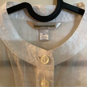 Banana Republic Linen Top